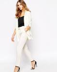 tendencias-blazers-y-americanas-para-mujer-primavera-verano-2015-asos-modelo-blanco-600x765